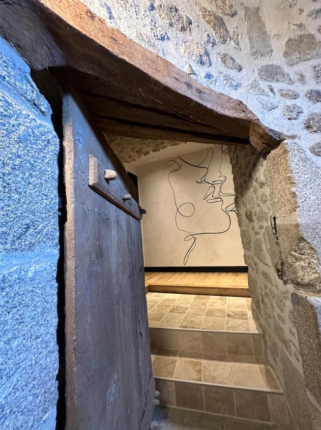 Chateau De La Borde A Ussel, Centre-Ville, Proche Autoroute A89 于塞勒 外观 照片