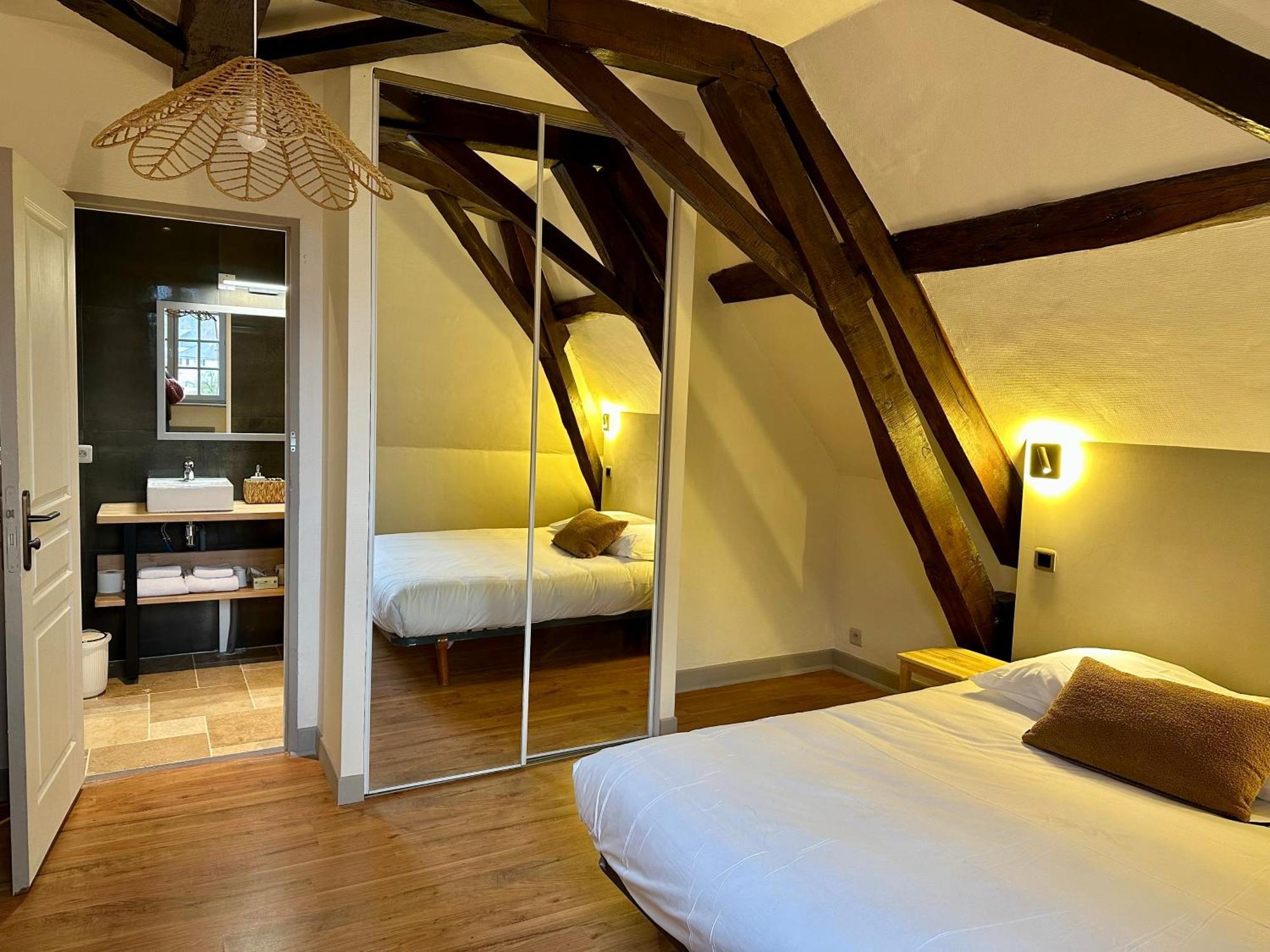 Chateau De La Borde A Ussel, Centre-Ville, Proche Autoroute A89 于塞勒 外观 照片